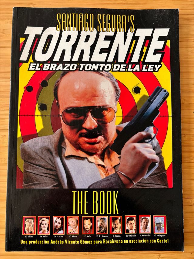 Torrente. el Brazo Tonto de la Ley. The Book