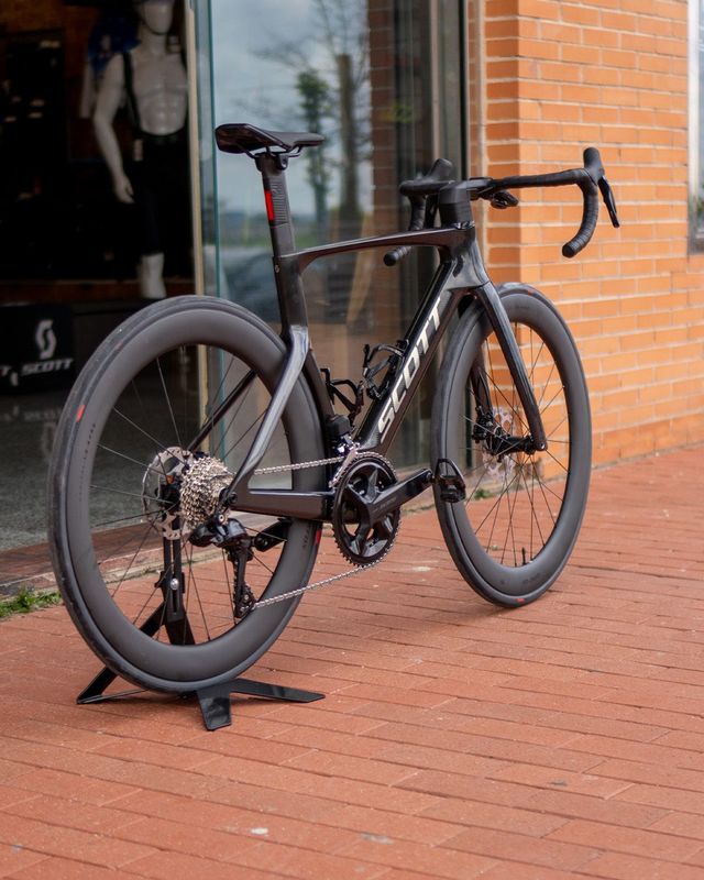 Bicicleta Carretera Scott Foil RC 20