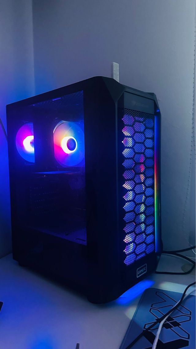 PC Gamer con RGB