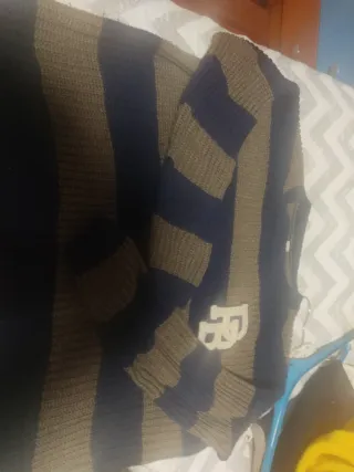 Due maglioni taglia M