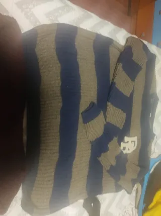 Due maglioni taglia M