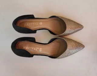 Zapatos de salón Marypaz dorados y negros T.38