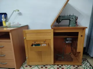 Máquina de coser Refrey automática