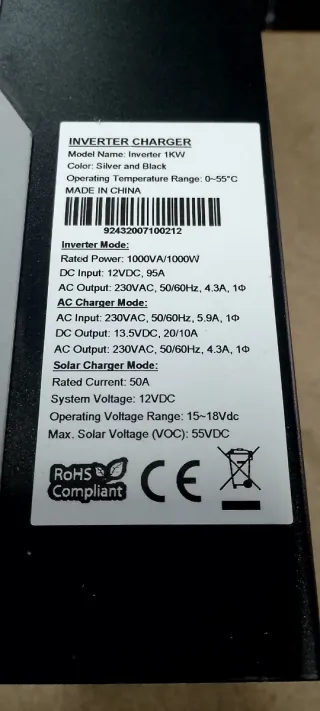 AXPERT VM 1000W 12V USADO