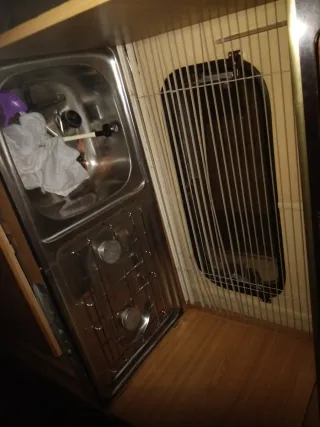 Caravana 4 plazas,cambio por moto que me interese.