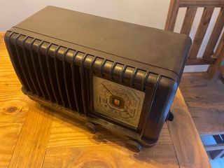 Radio Philips Antigua de Válvulas