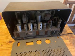 Radio Philips Antigua de Válvulas