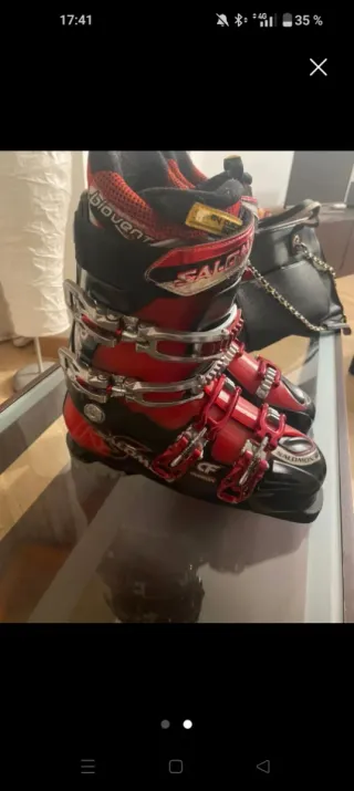 Botas de esquí Salomon rojas y negras