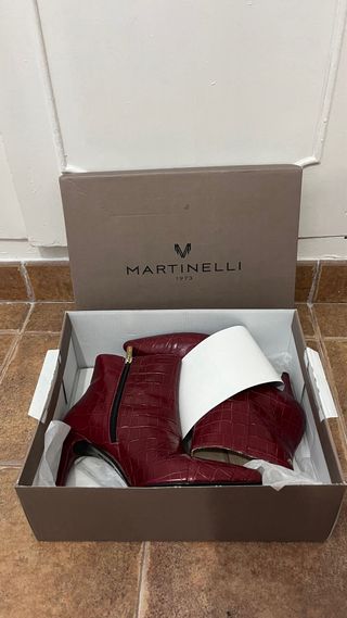 Botas de piel Martinelli rojas , ME COSTARON 135