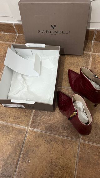 Botas de piel Martinelli rojas , ME COSTARON 135