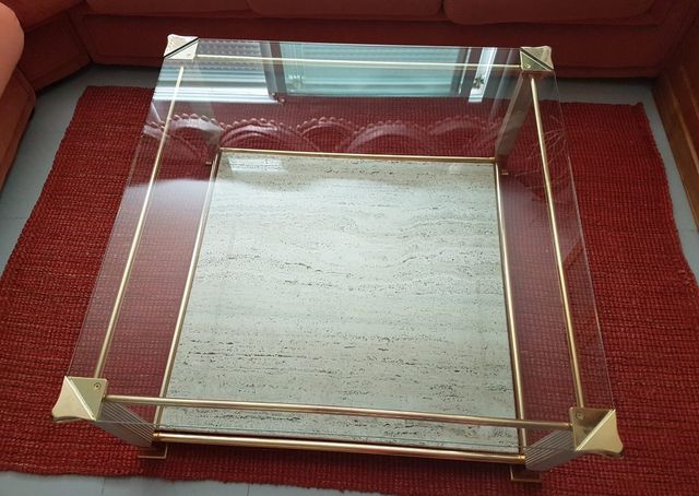 Tavolino in marmo e cristallo