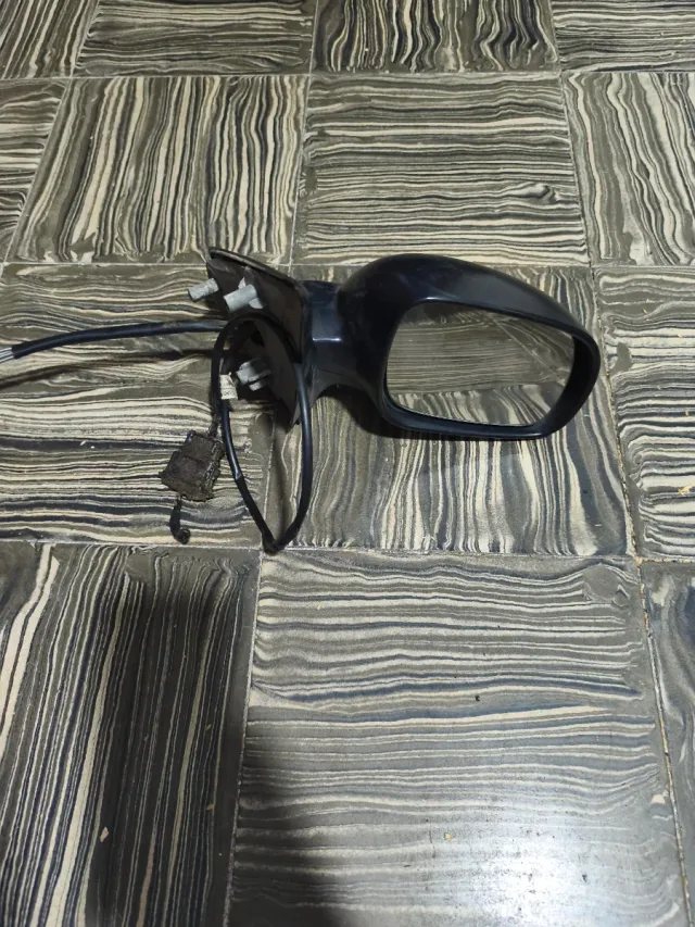 Retrovisor Derecho Ibiza 6K2