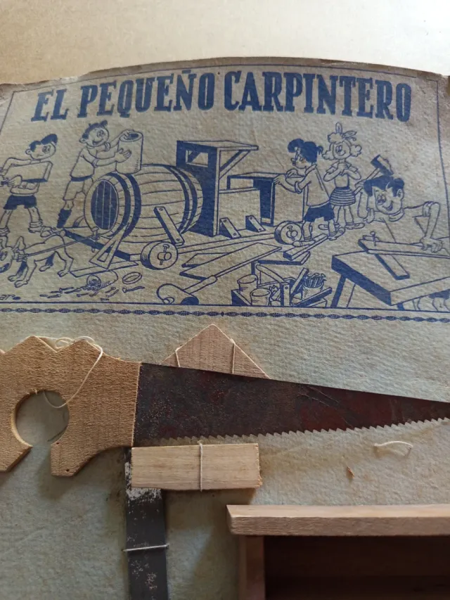 Blíster antiguo carpintero infantil