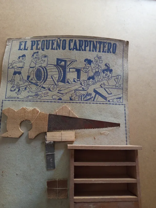 Blíster antiguo carpintero infantil