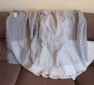 Vestido de fiesta azul y blanco