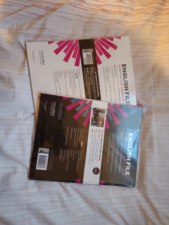 English File 3rd Edition Intermediate Plus. Wor...