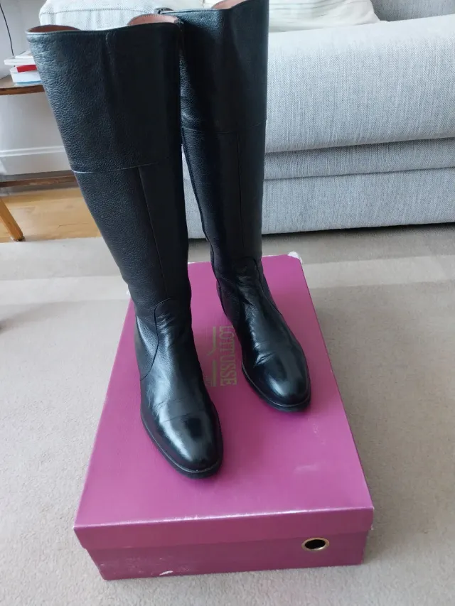 Botas altas de mujer negras