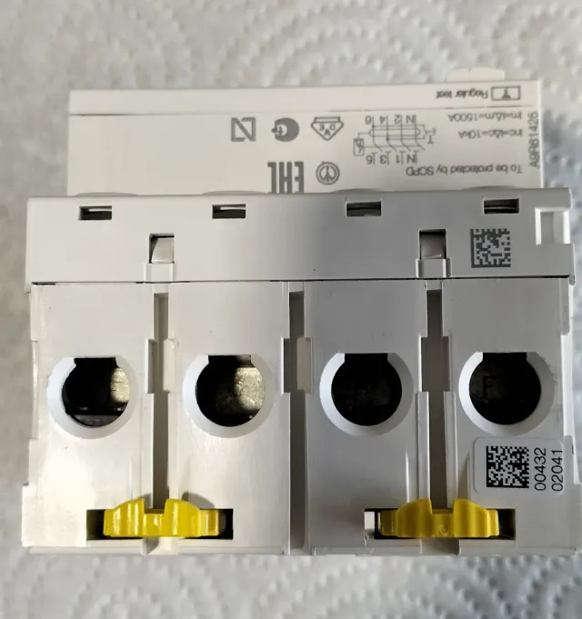 Interruptor Diferencial Schneider Electric 25A