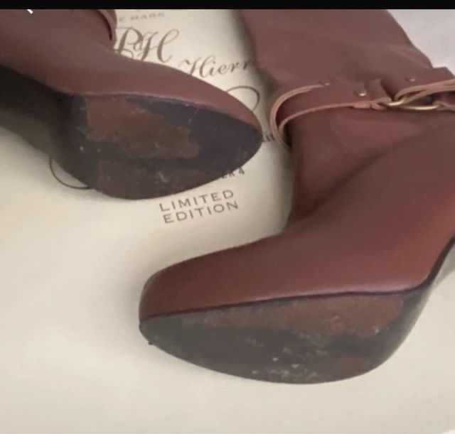 Botas de piel Pedro del Hierro marrones.