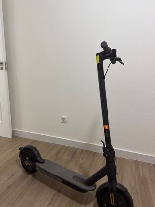 Xiaomi Mi Electric Scooter Essential
