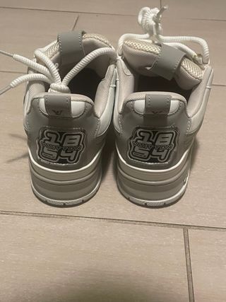 Scarpe Louis Vuitton LV Skate Grigio Bianco