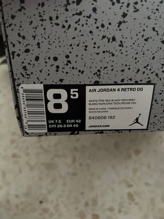 Jordan 4 White Cement