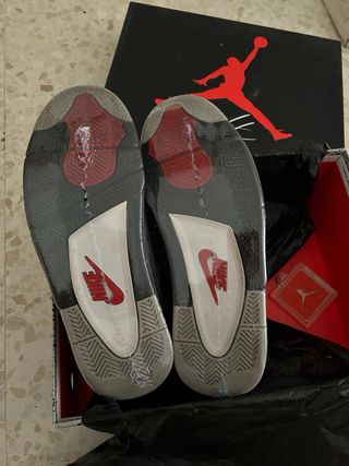 Jordan 4 White Cement