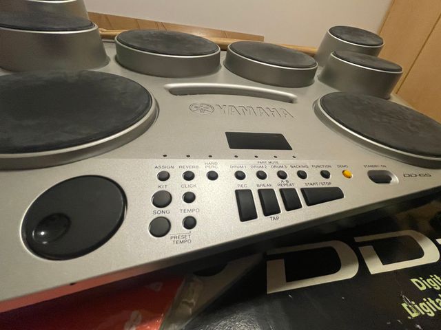 Batería Electrónica Yamaha Mod. DD-65