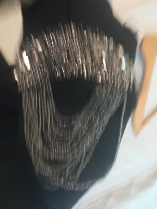 Vestido negro de fiesta pedrería