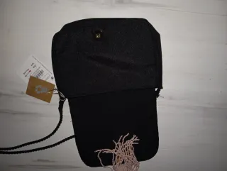 Bolso de mano con abalorios