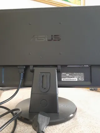 Pantalla Asus VW183D-B Negra