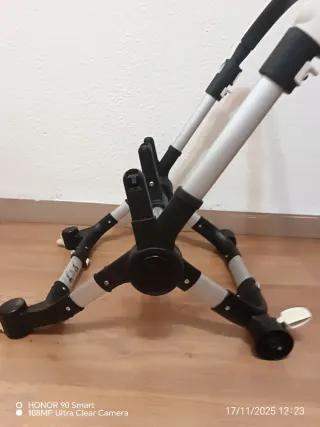 Liquidación Chasis Bugaboo Negro