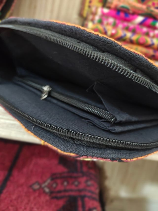 Cartera Gaura bordada multicolor