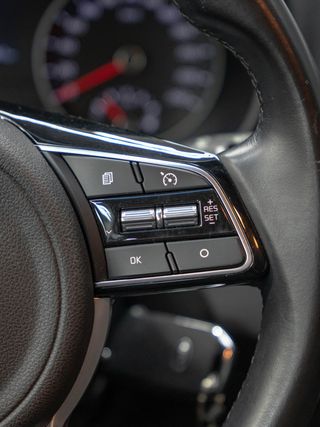 KIA Sportage 1.6 MHEV Business DCT 100kW 136CV 4X2