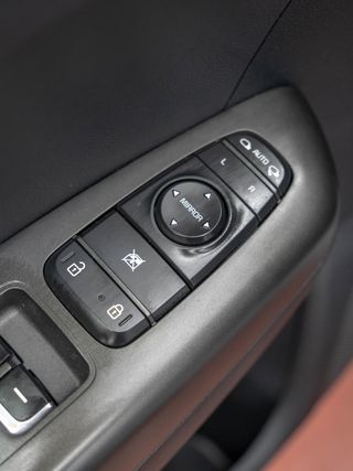 KIA Sportage 1.6 MHEV Business DCT 100kW 136CV 4X2