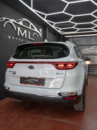 KIA Sportage 1.6 MHEV Business DCT 100kW 136CV 4X2