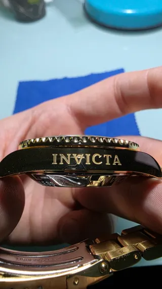 Reloj Invicta Pro Diver Dorado Automático