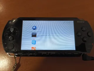 PSP 1004 Negra + 3 Juegos