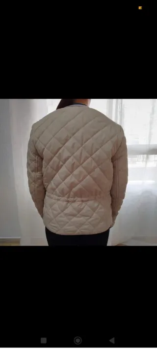 Chaqueta acolchada Vero Moda beige