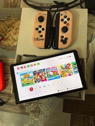 Nintendo Switch OLED + Pokémon Scarlatto