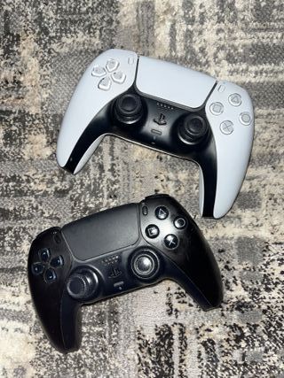 Mando PS5 DualSense Negro y blanco