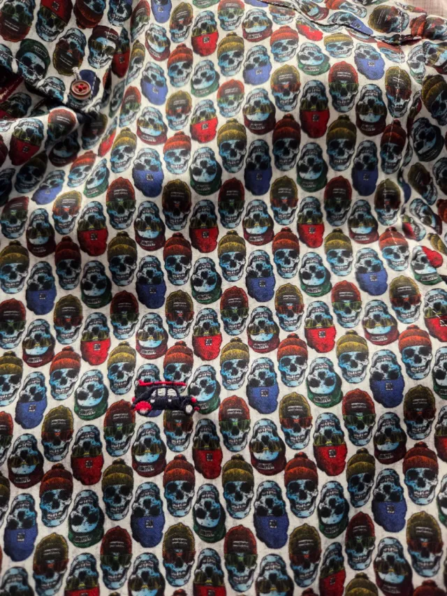 Camisa The surfcar estampada calaveras M