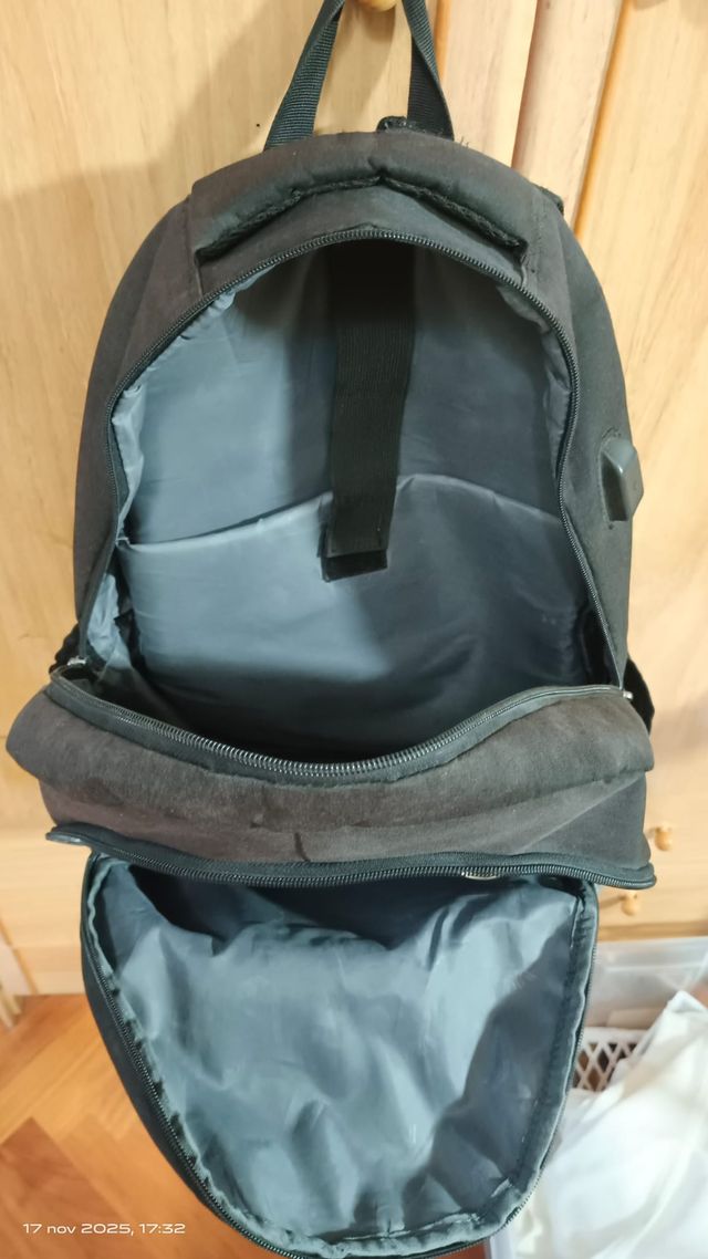 Mochila portátil con USB