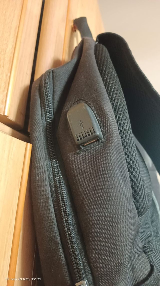 Mochila portátil con USB