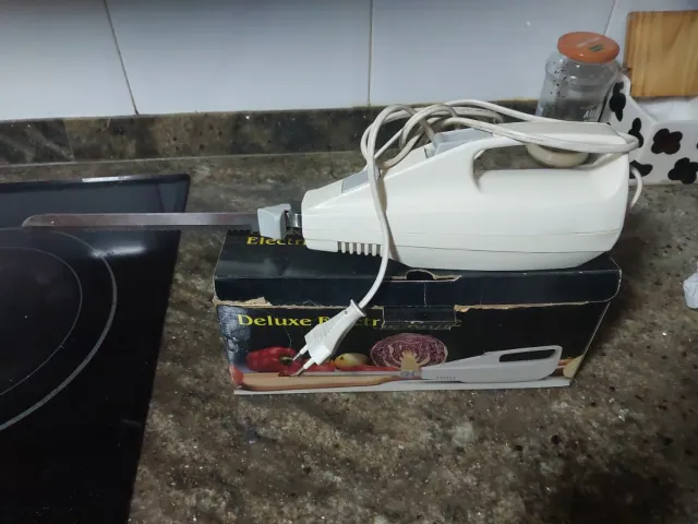 Coltello Elettrico Deluxe