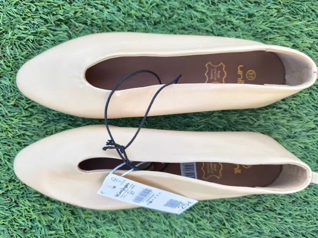 Zapatos de cuero beige talla 37
