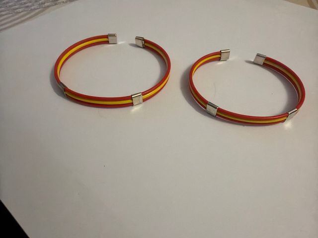 Pulseras rígidas España (2 unidades)