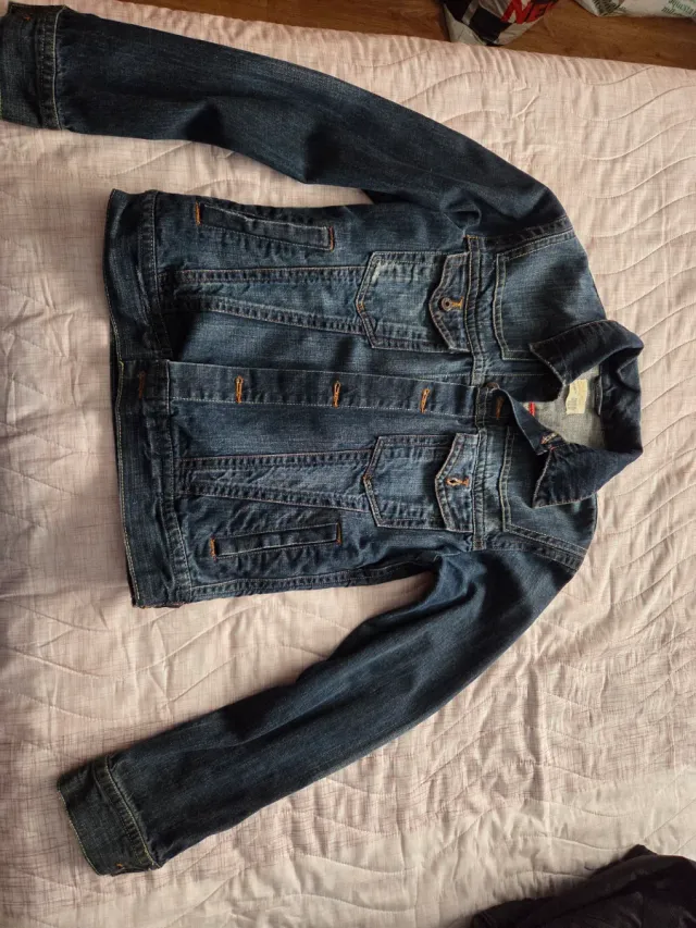 Chaqueta vaquera Bershka azul