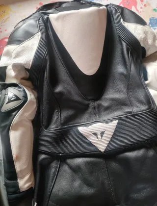 Mono Moto Mujer Dainese Talla 42 (36)