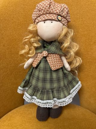 Muñeca de tela Millyta Vergara